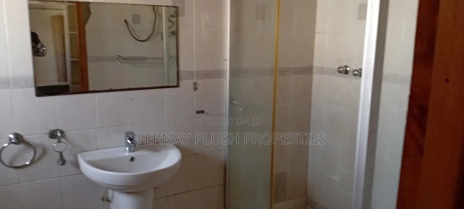 4bdrm House in Airport Hills, Accra Metropolitan for sale