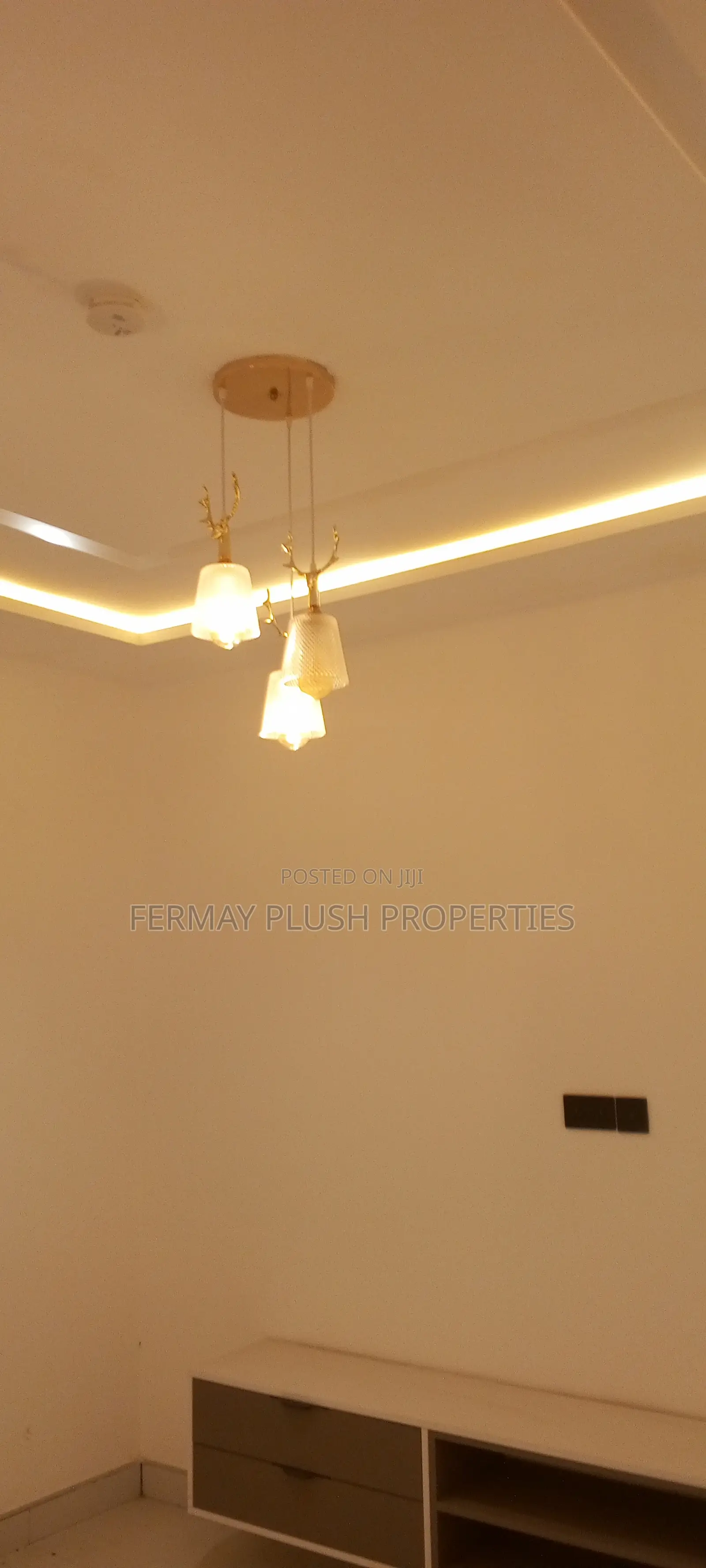 4bdrm House in Airport Hills, Accra Metropolitan for sale