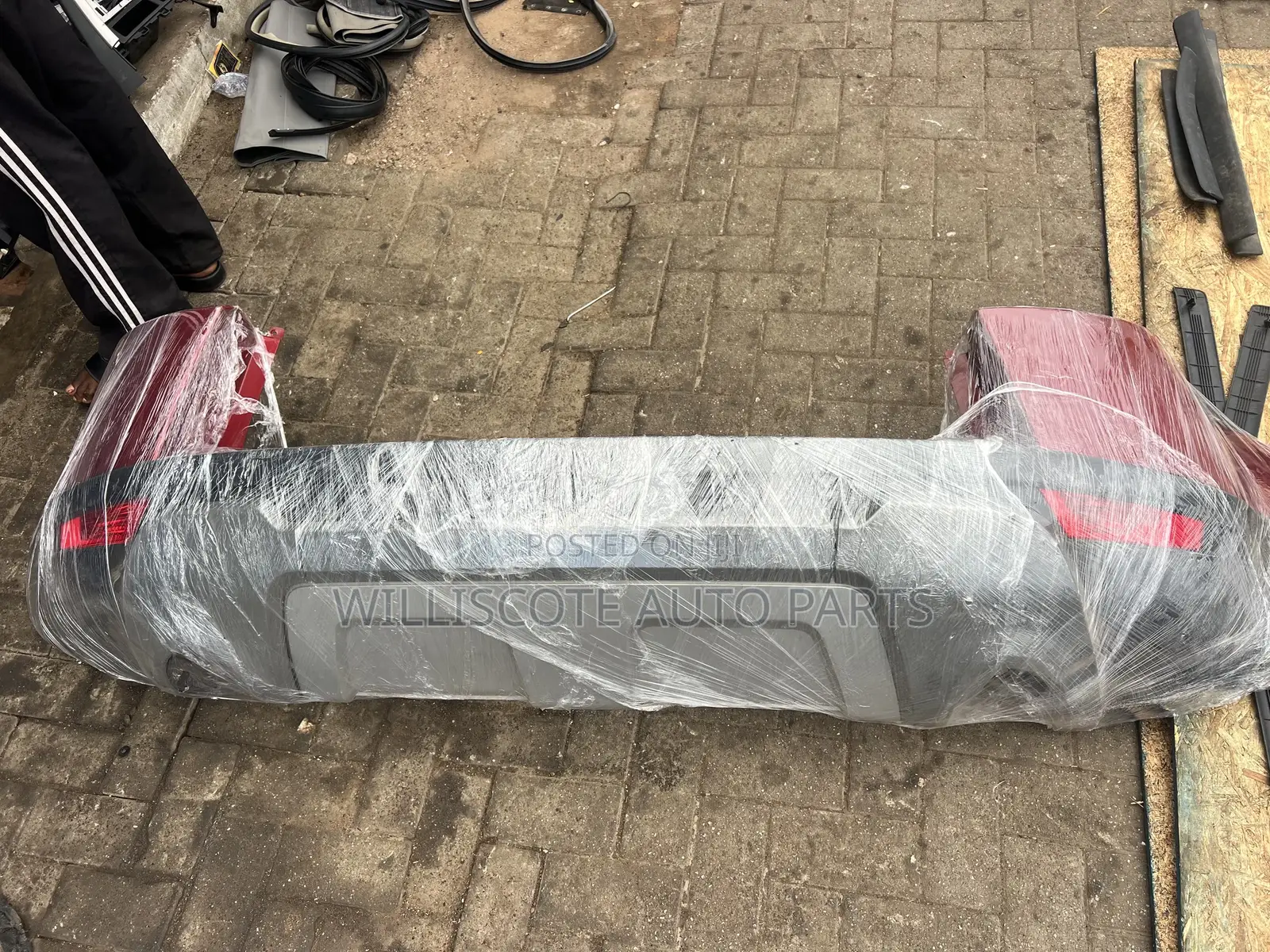 Evoque 13-16 Back Bumper