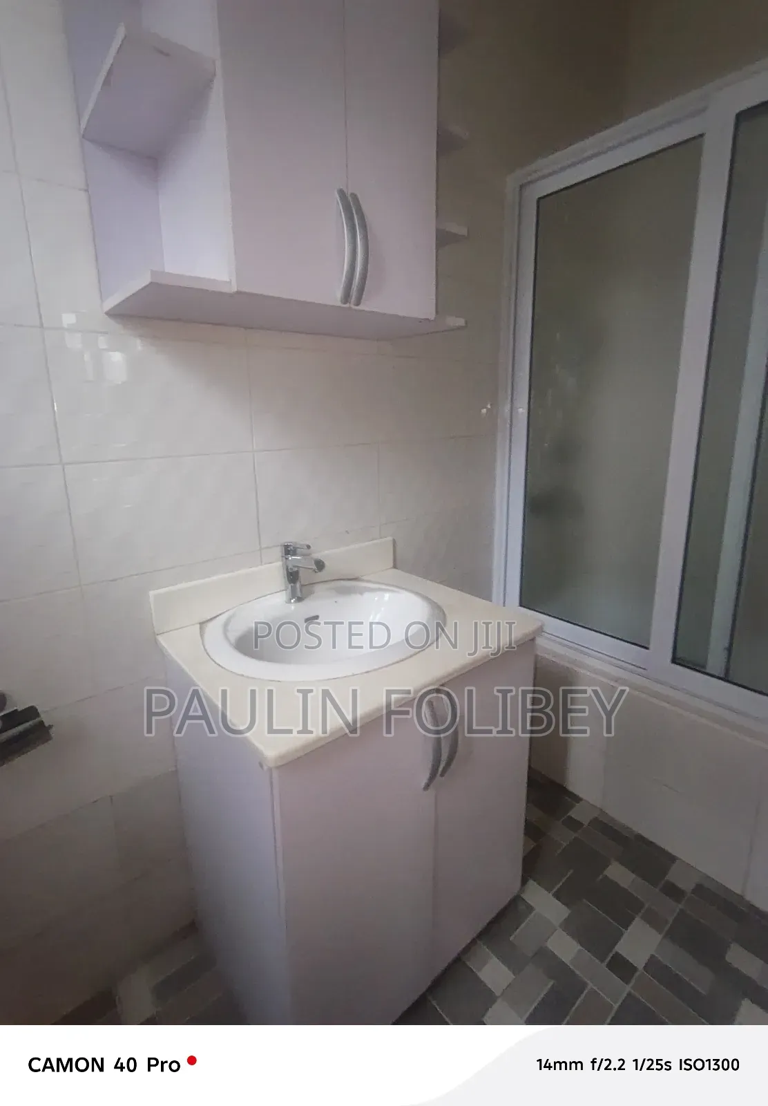 2bdrm Apartment in Dg Property, Ablekuma for rent