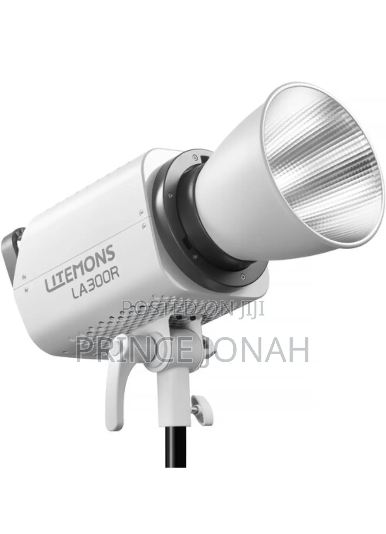 Rent/Hire Godox Litemons La300r RGB Led Monolight Accra Ghana