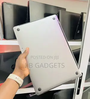 Laptop Apple MacBook Pro 2019 16GB Intel Core I9 SSD 512GB