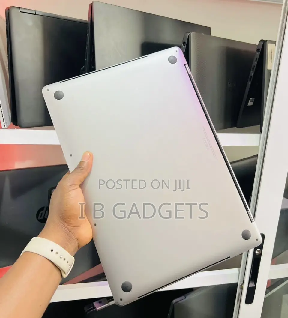 Laptop Apple MacBook Pro 2019 16GB Intel Core I9 SSD 512GB