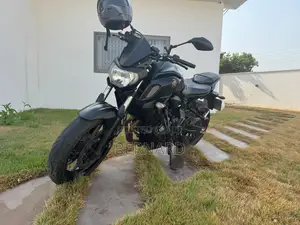 Yamaha 2018 Black
