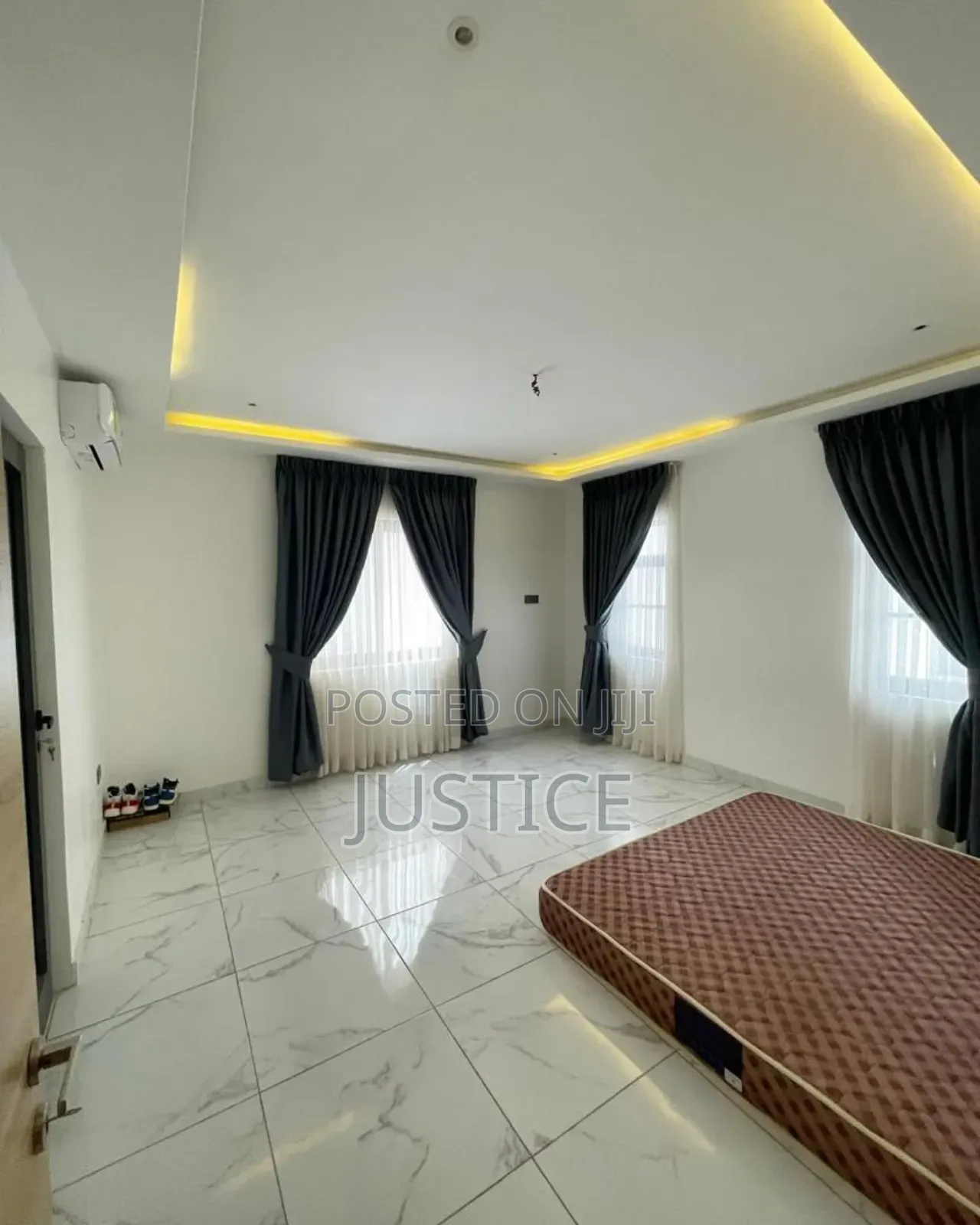 4bdrm Duplex in Lakeside Estate for rent