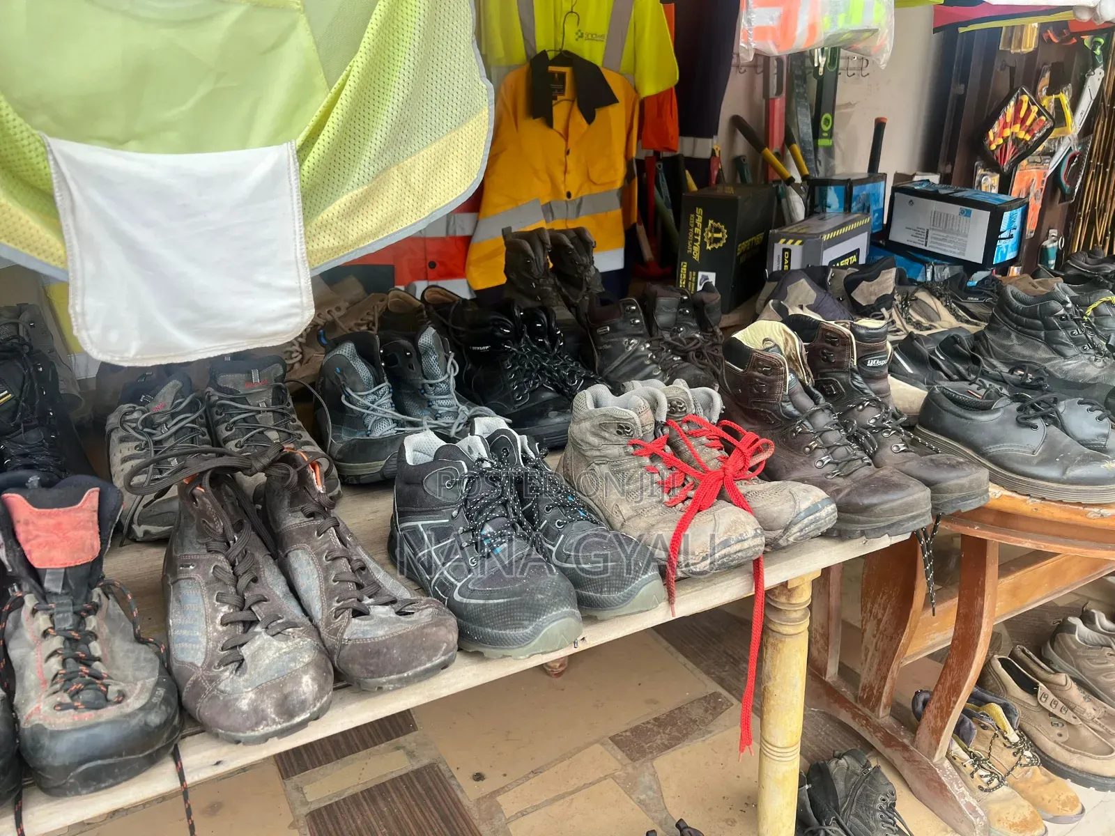 Ssafety Wears And Accessories