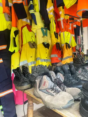 Ssafety Wears And Accessories