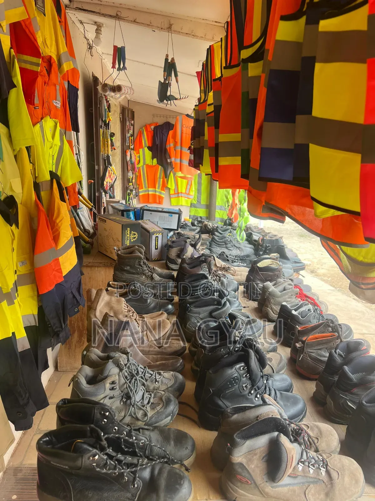 Ssafety Wears And Accessories