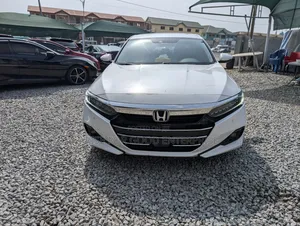 Honda Accord Touring 2.0T 2021 White