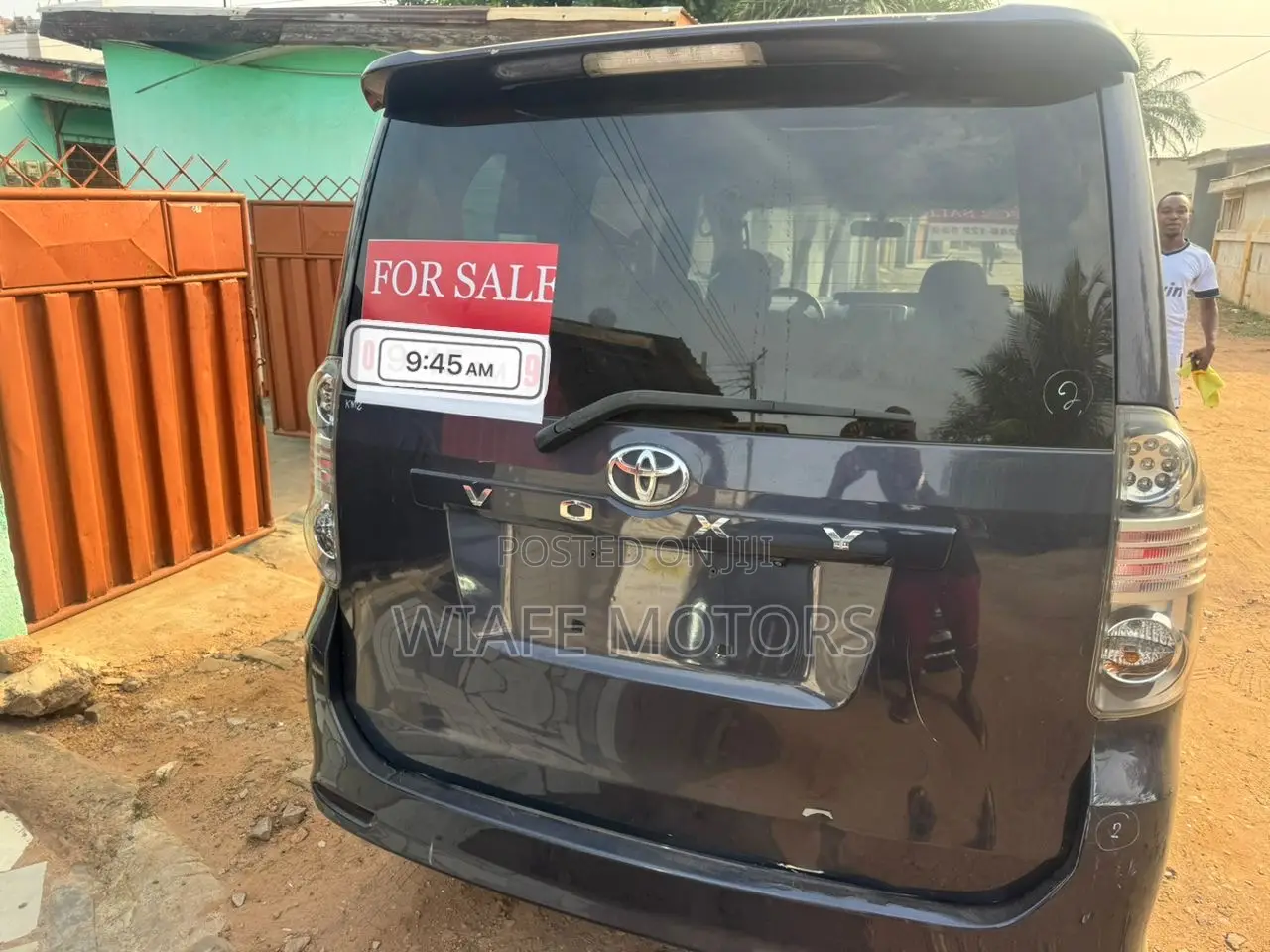 Toyota Voxy 2013 Black