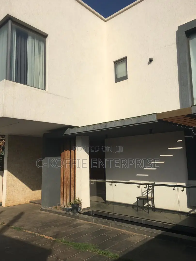 Furnished 4bdrm House in Airport Residential for rent