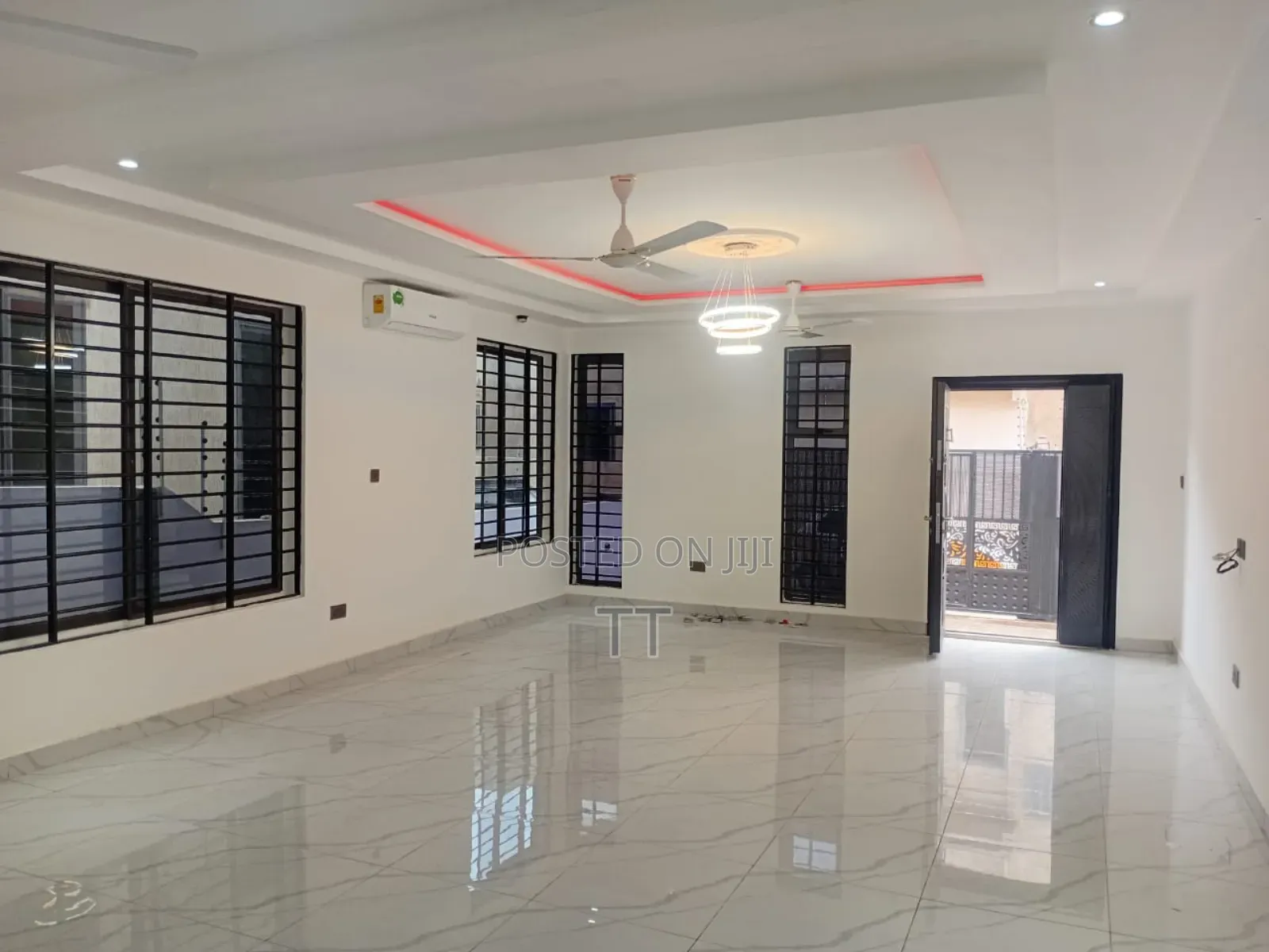 2bdrm Apartment in Grada Estate for rent