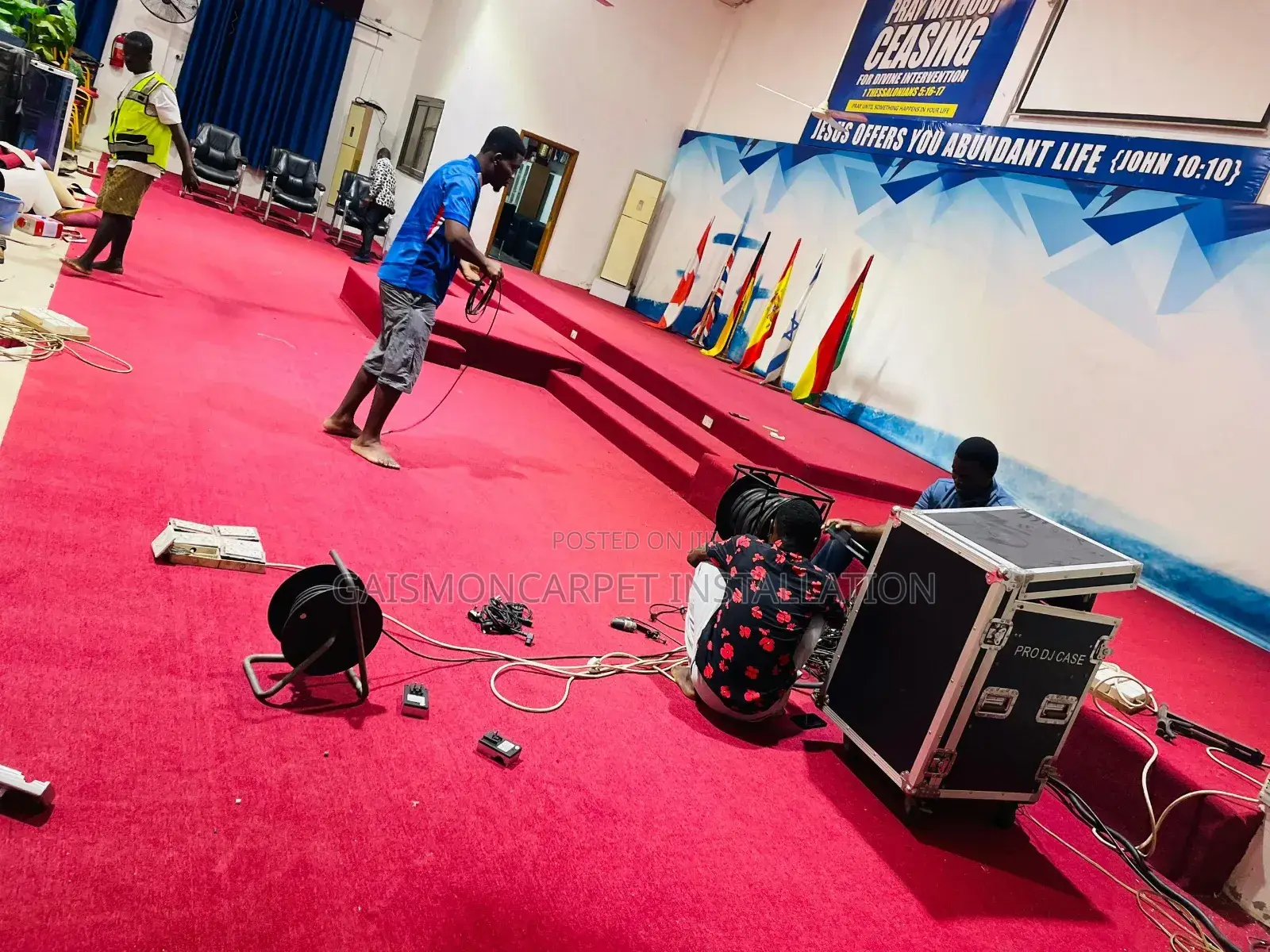 Fluffy Carpets for Church, Bedroom Floor, Office and Muslim Mosque
