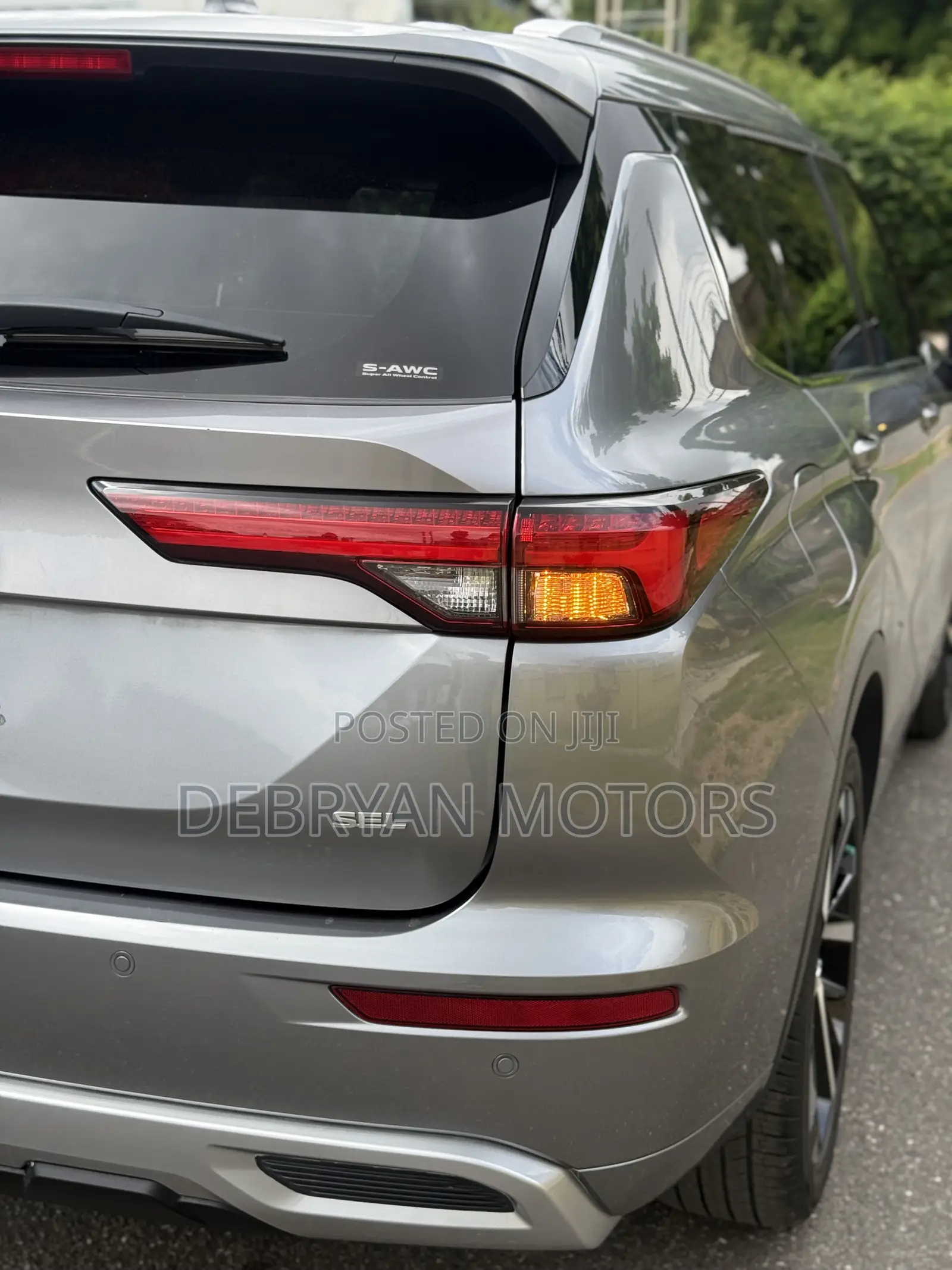 Mitsubishi Outlander SEL 2022 Gray