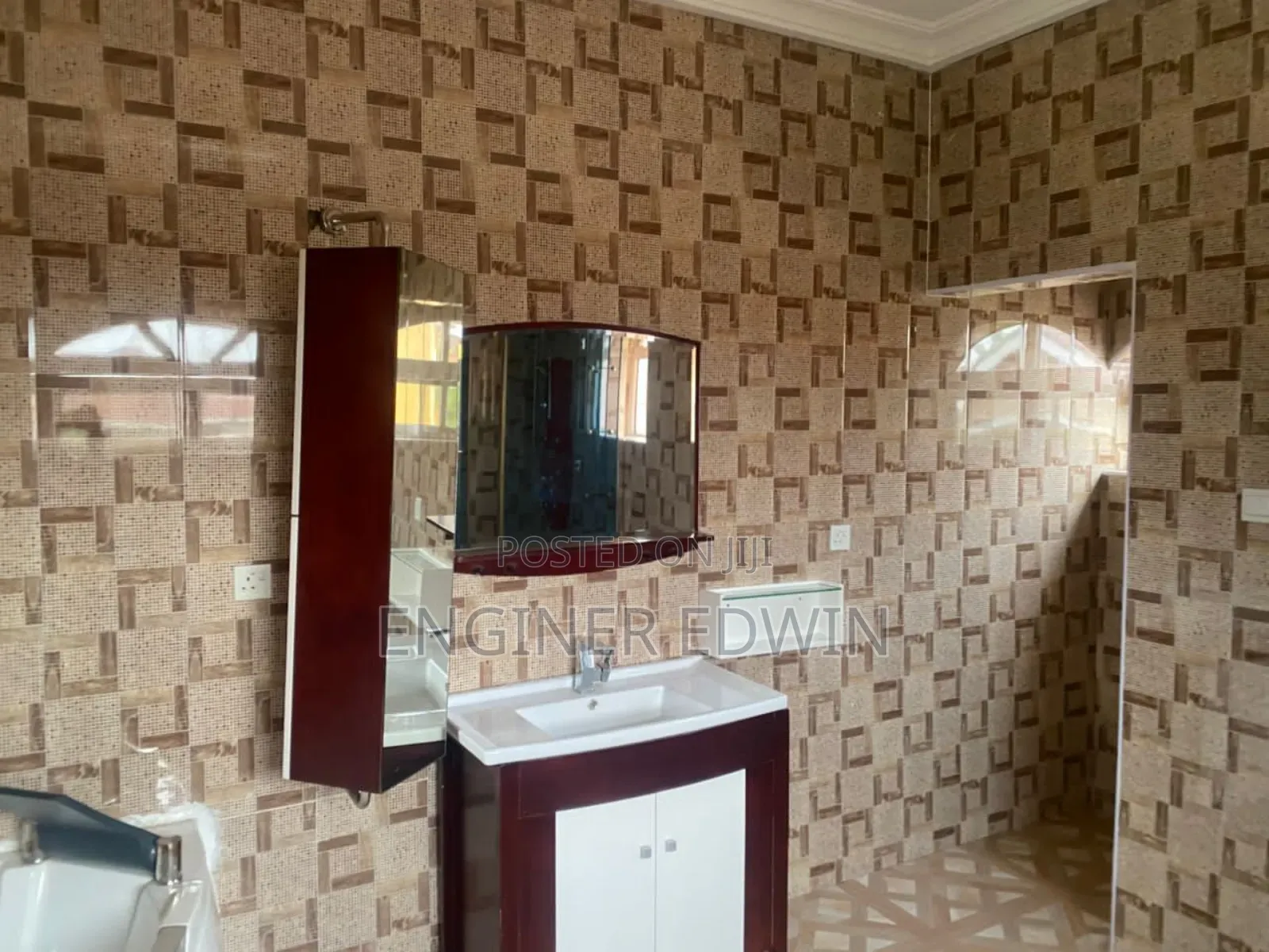 5bdrm House in Trassaco, East Legon for sale