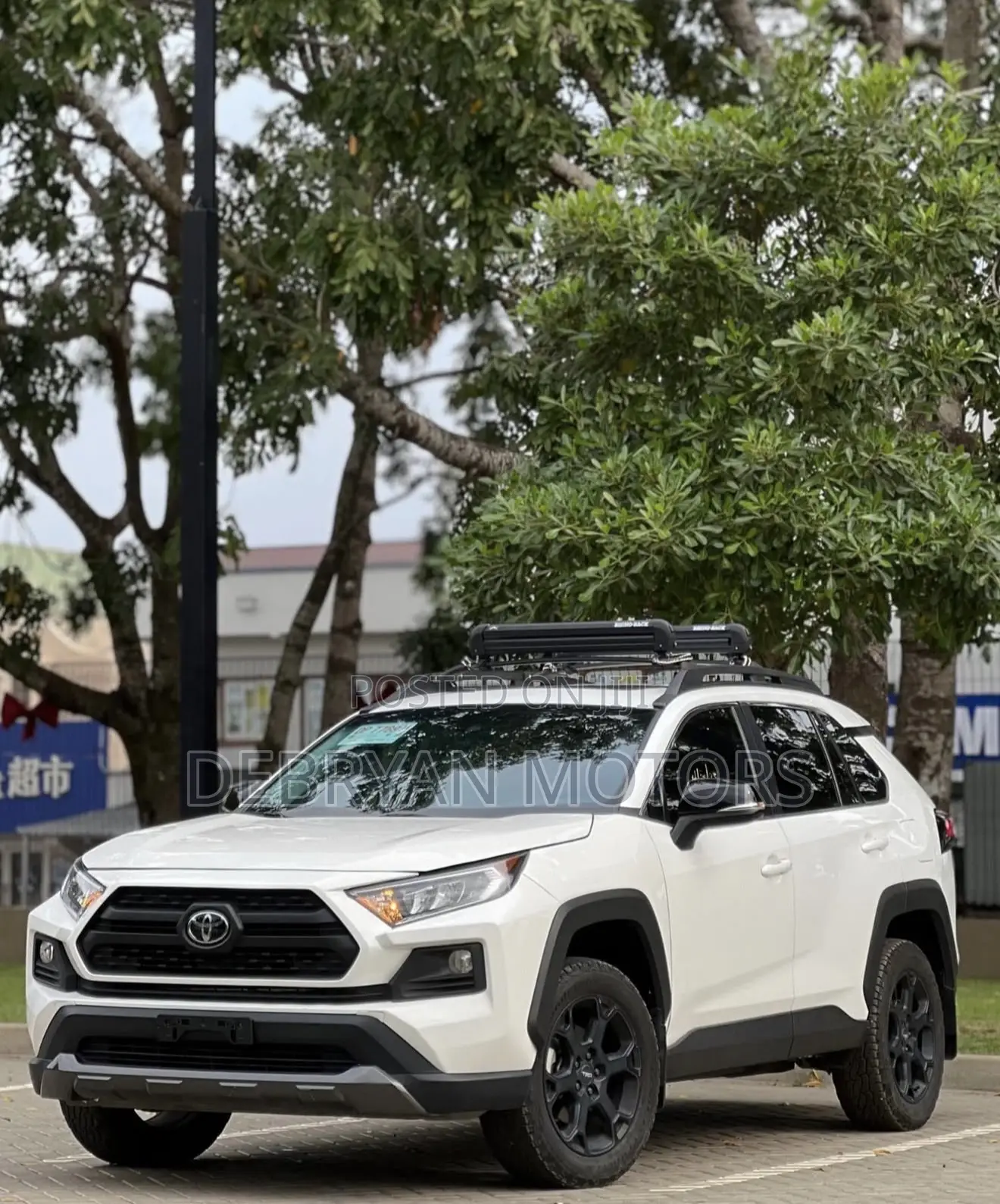 Toyota RAV4 TRD Off Road 2021 White