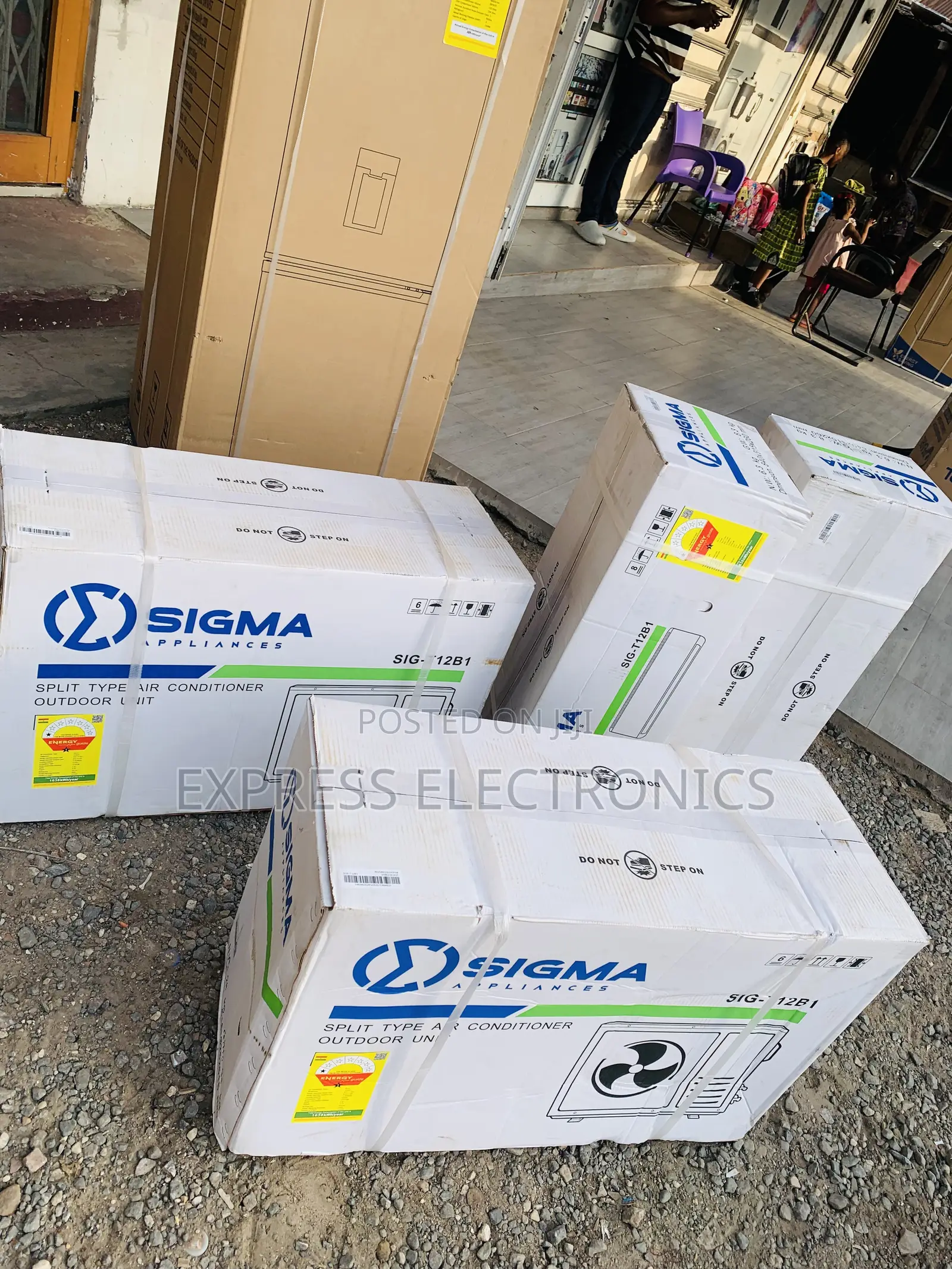 2.0hp Split White Fresh in Box Sigma Ac