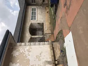 15bdrm House in Mark Estate At, Kumasi Metropolitan for sale