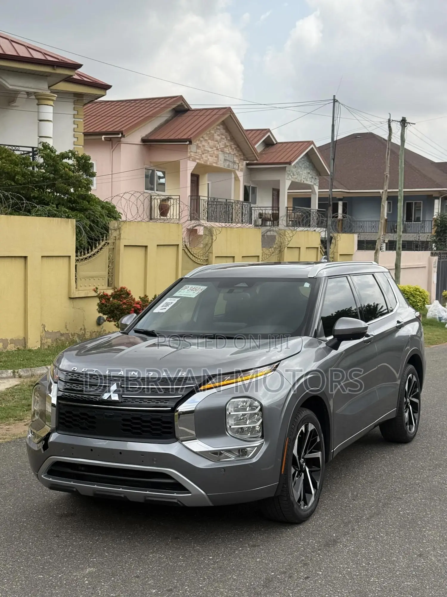 Mitsubishi Outlander SEL 2022 Gray