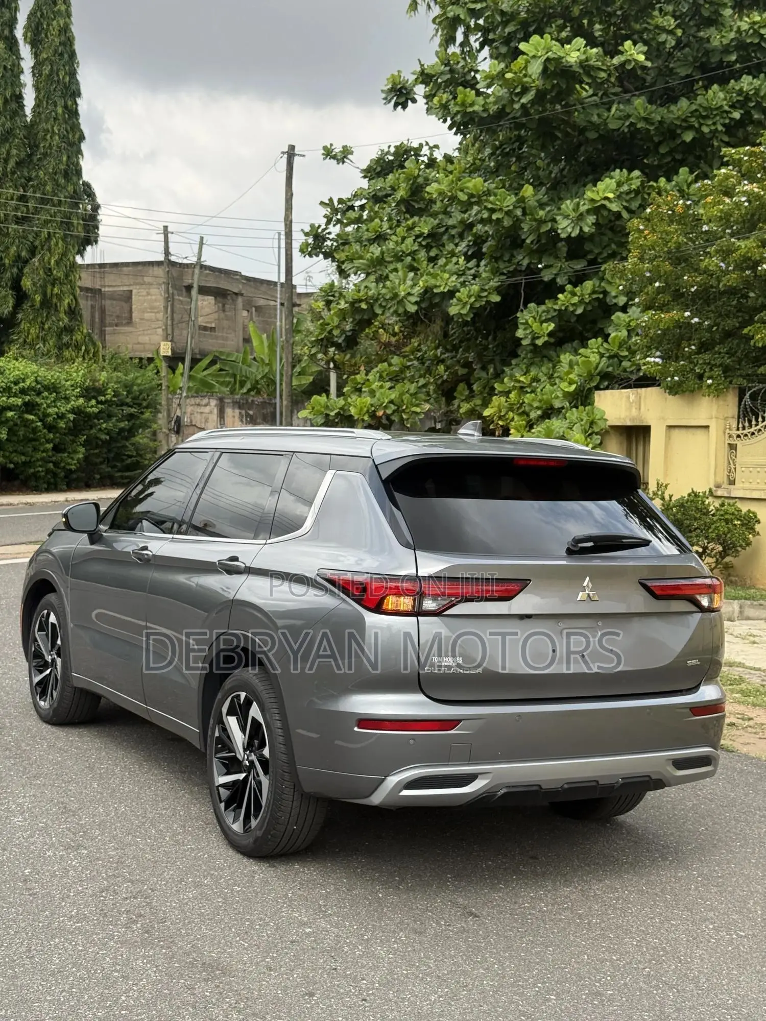 Mitsubishi Outlander SEL 2022 Gray