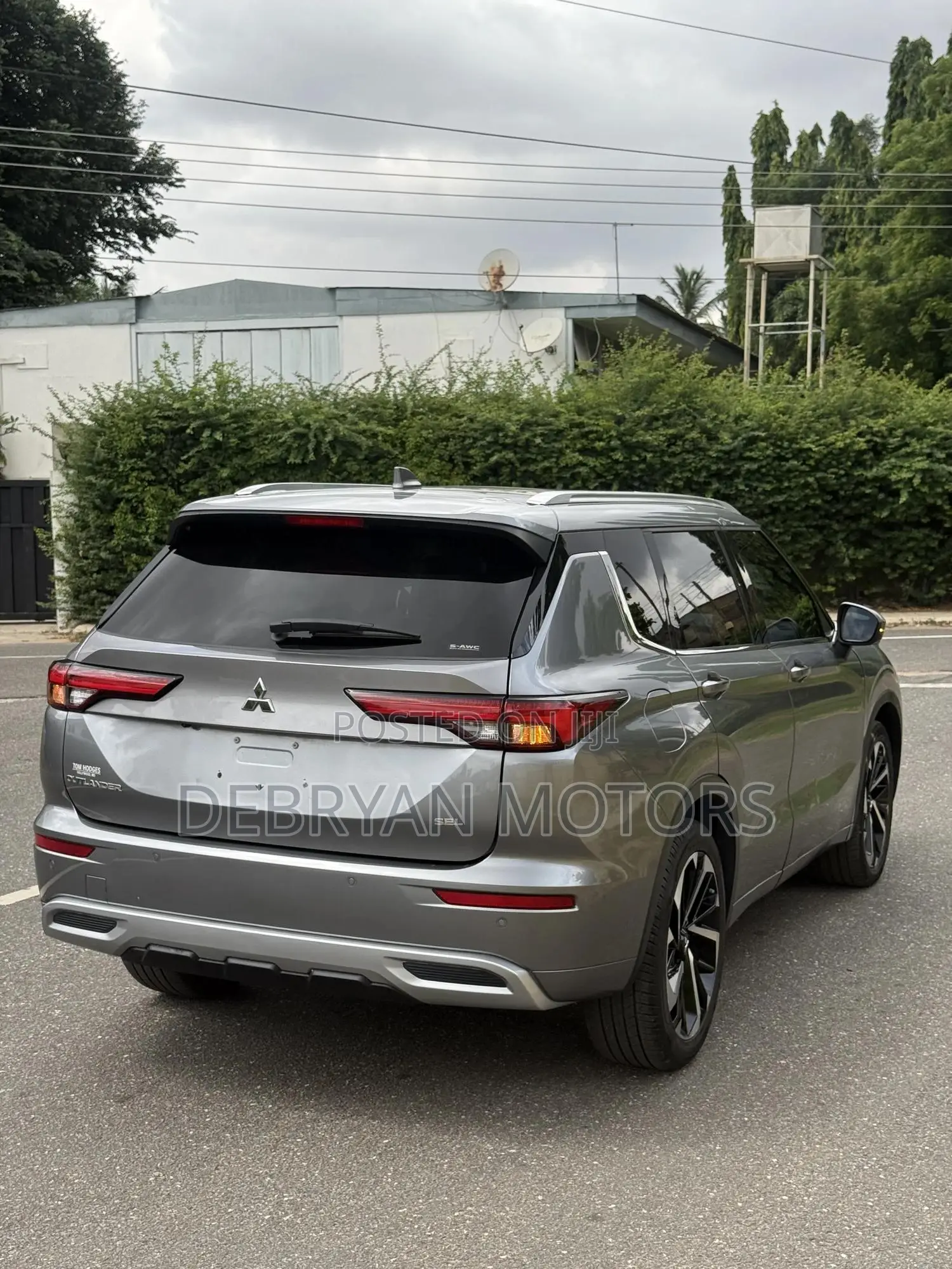Mitsubishi Outlander SEL 2022 Gray
