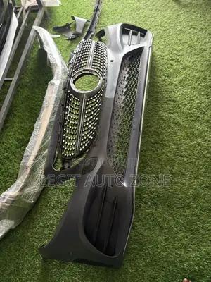 Mercedes Benz C300 2018,2019,2020, Front Bumper Complete