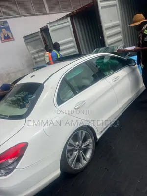 Mercedes-benz C300 2020 White