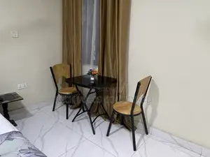 Nick Jaak Courtyard for Short Stay