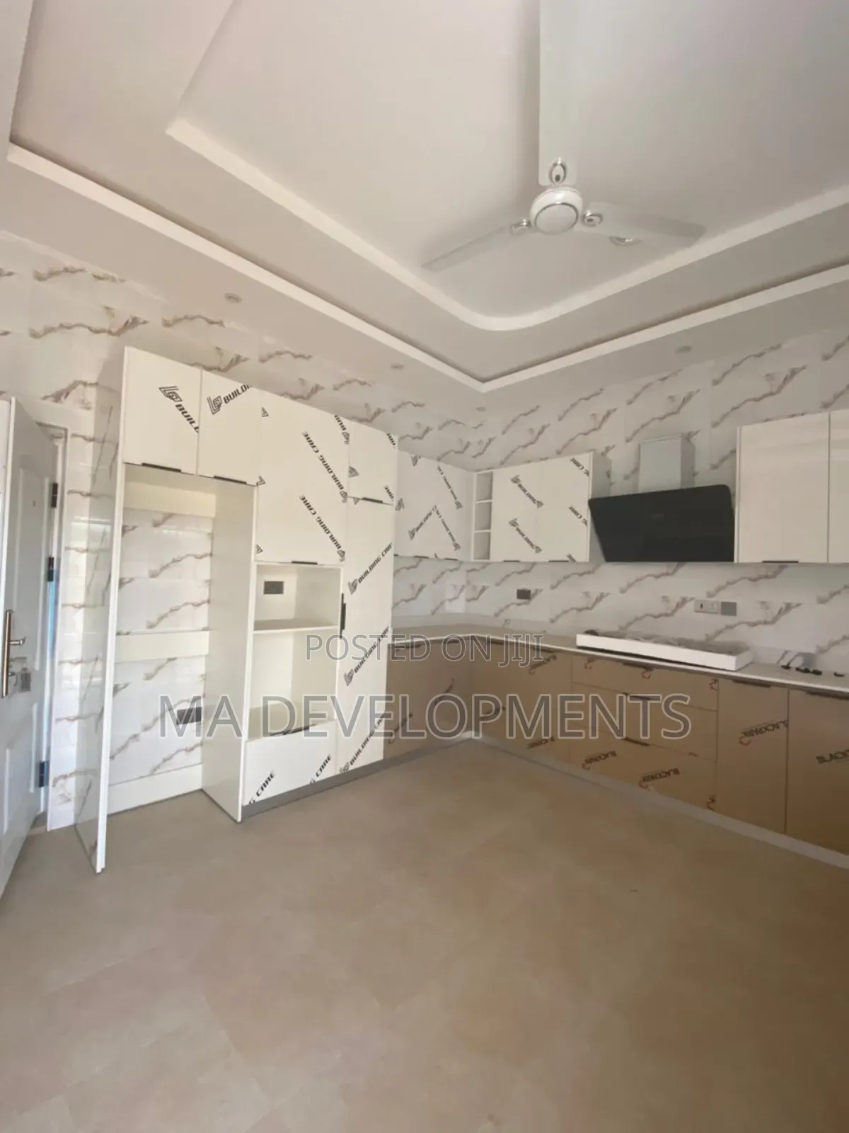 3bdrm House in Madev Realty, Israel Park for sale