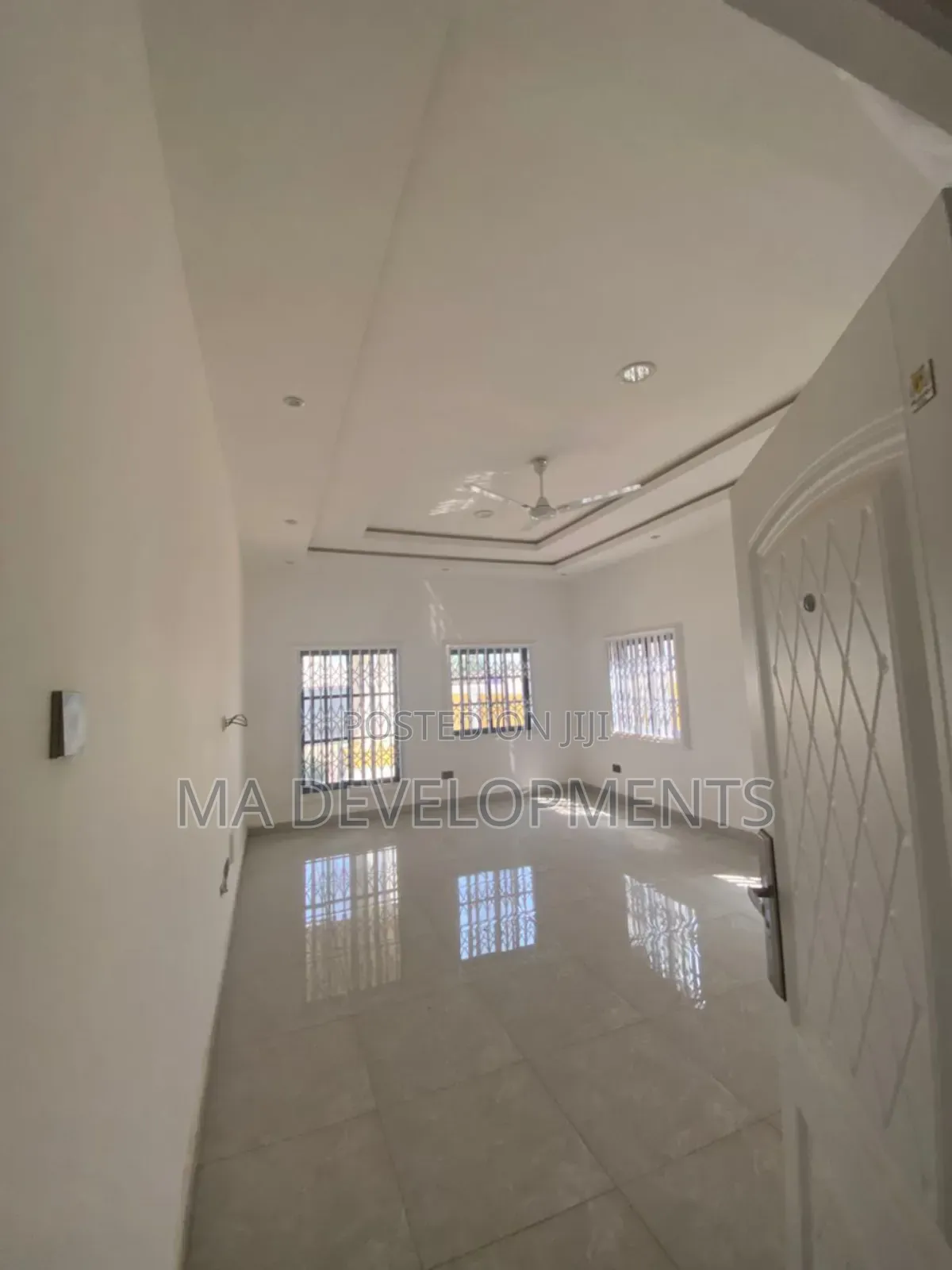3bdrm House in Madev Realty, Israel Park for sale