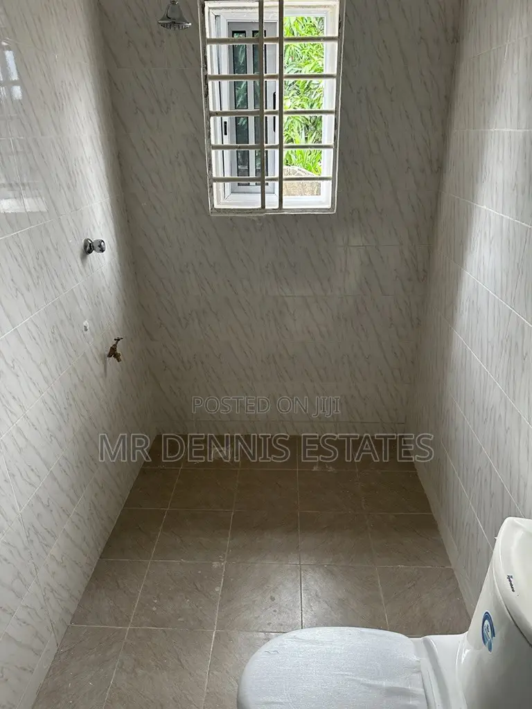 1bdrm Room & Parlour in Westhills Mall for rent