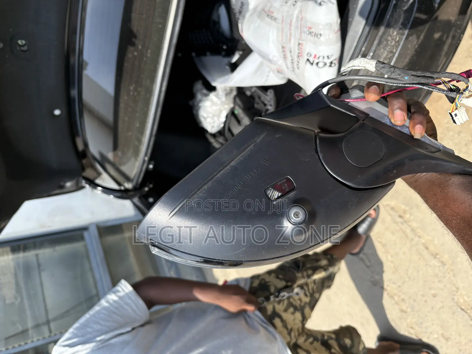 Mercedes Benz C43 Driving Mirror Complete