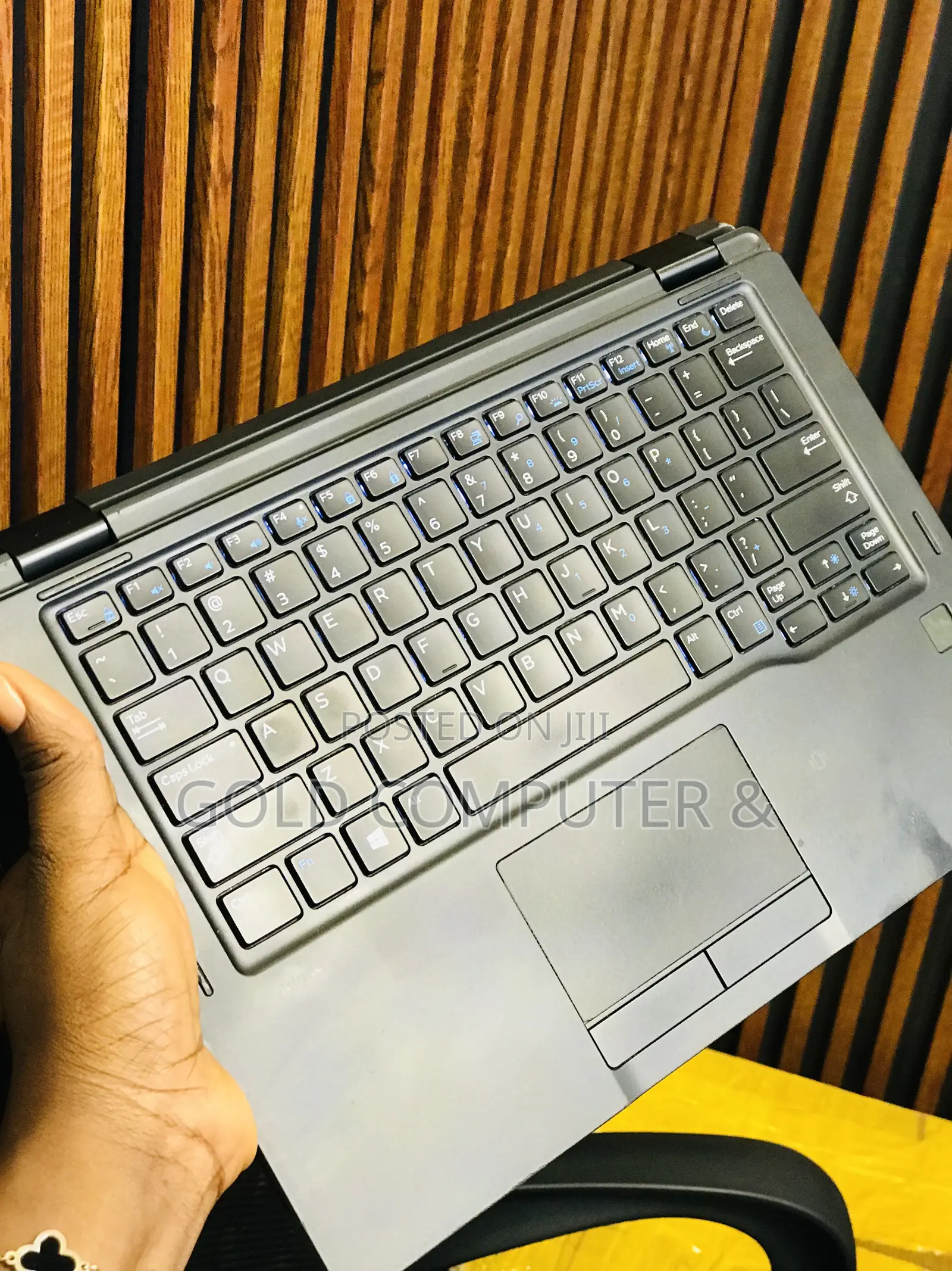 Laptop Dell Latitude 7389 8GB Intel Core I5 SSD 256GB