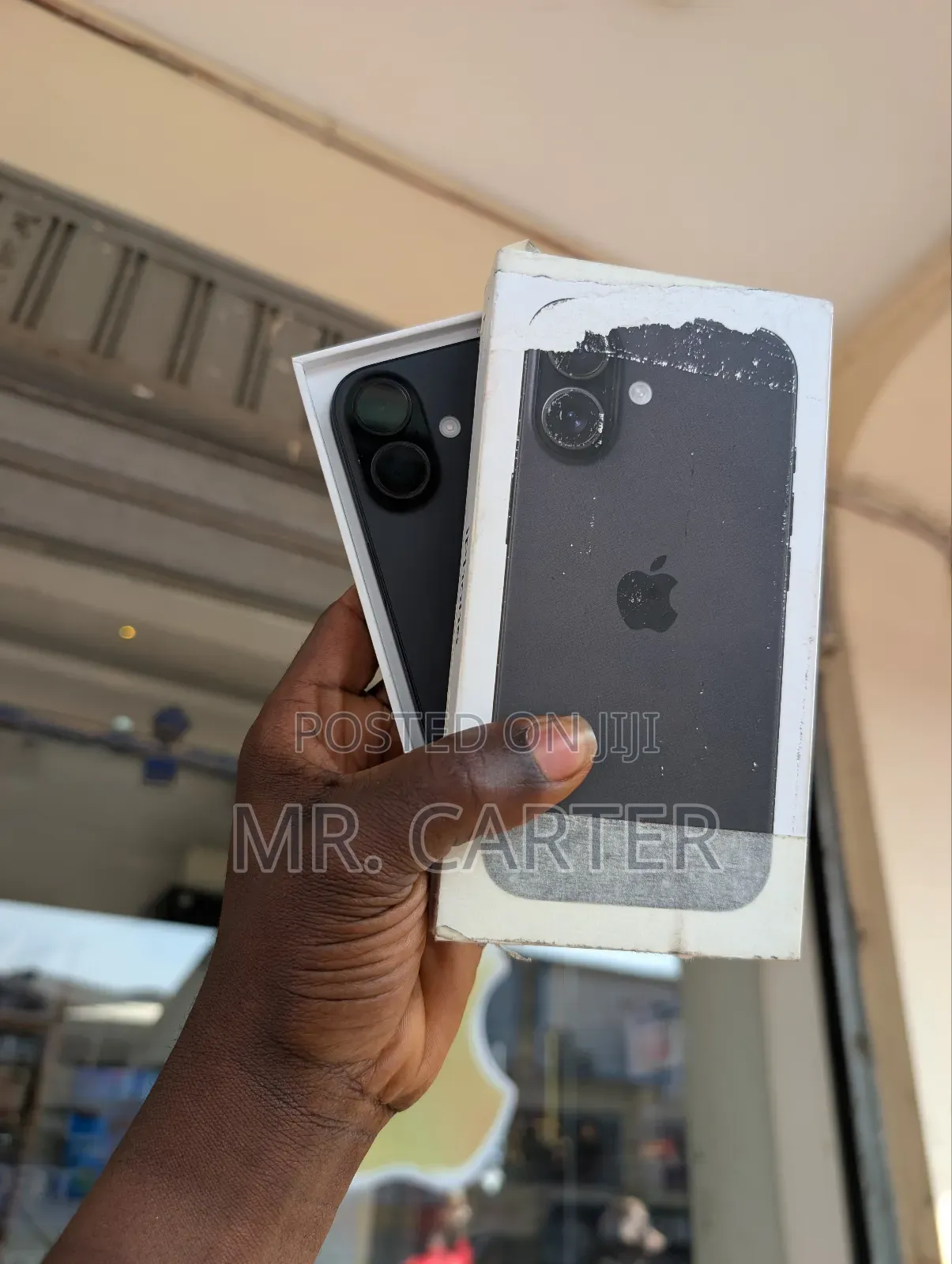 New Apple iPhone 16 128 GB Black