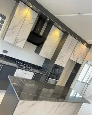 3bdrm House in Testimonial Building, Lake Side Estate for rent