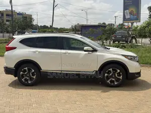 Honda CR-V Touring 4dr SUV AWD (1.5L 4cyl CVT) 2017 White
