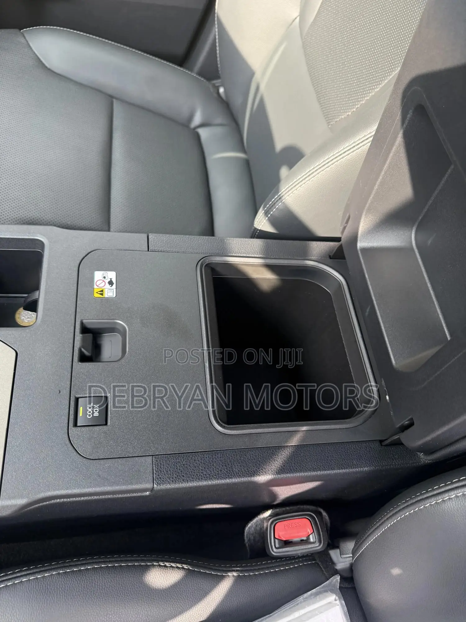 Toyota Land Cruiser Prado 2.8 2024 Black