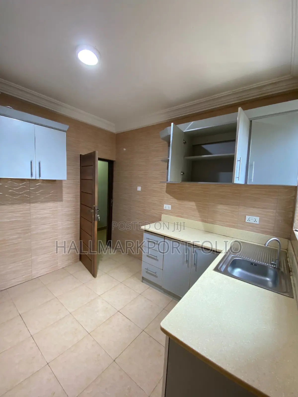 2bdrm Apartment in Adenta Barrier for rent