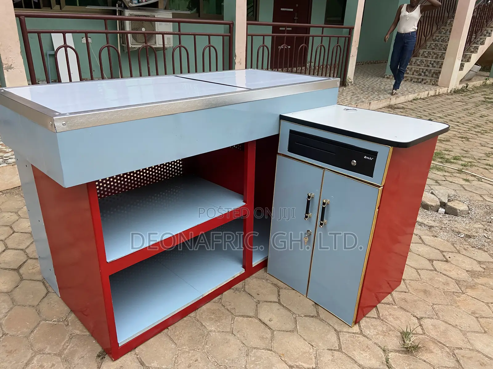 Supermarket Cashier Counter