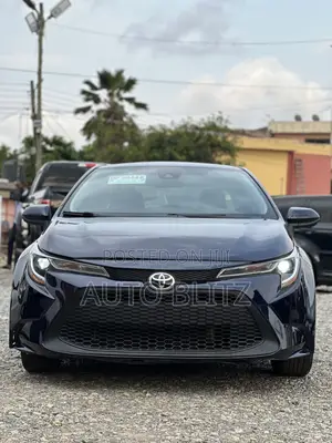Toyota Corolla 2022 Black