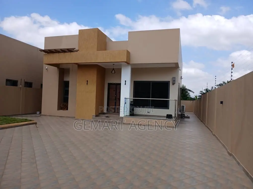 3bdrm House in Taifa for sale