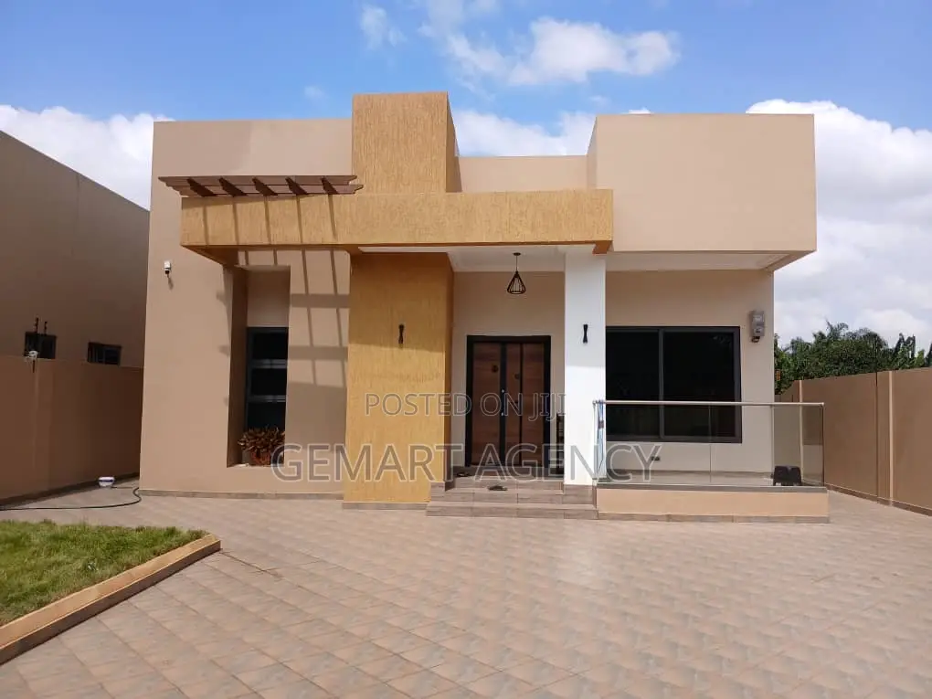 3bdrm House in Taifa for sale