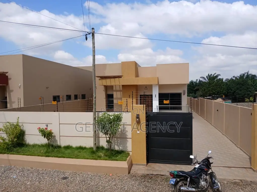 3bdrm House in Taifa for sale