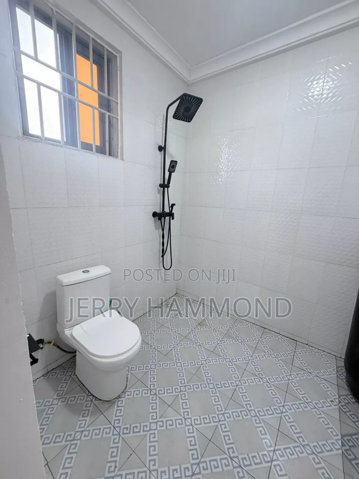 Furnished 2bdrm House in East Airport Hills, Teshie for rent