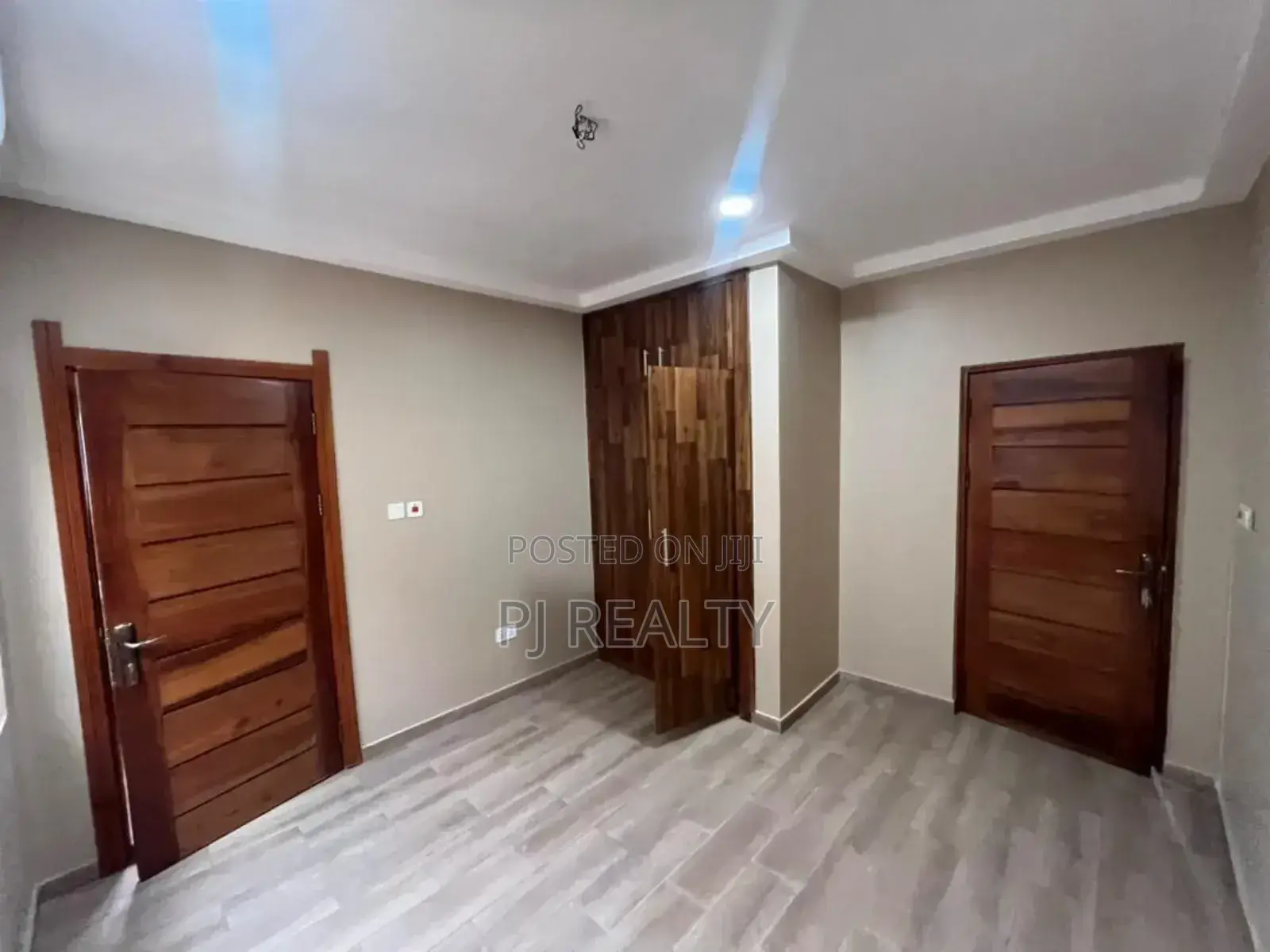 3bdrm House in Trasaco Road, East Legon for rent