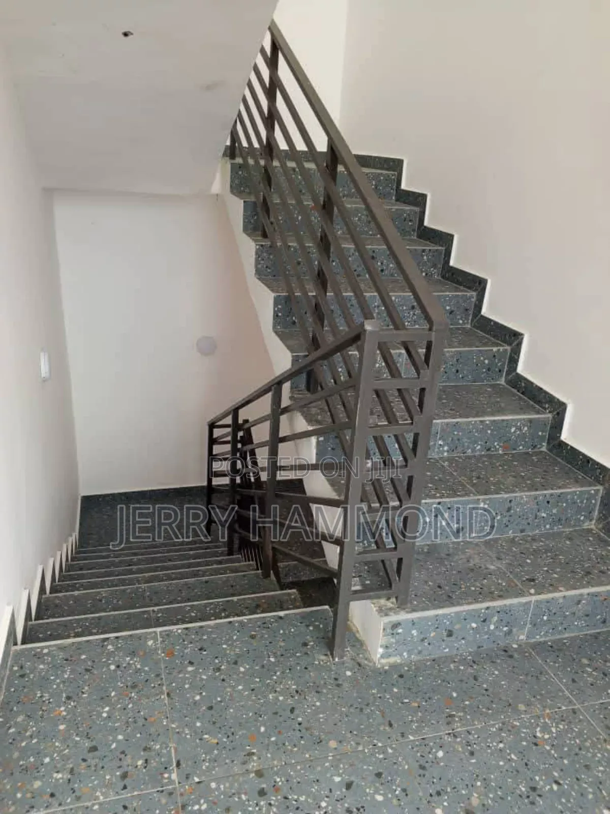 2bdrm Apartment in East Airport, Tseaddo for rent