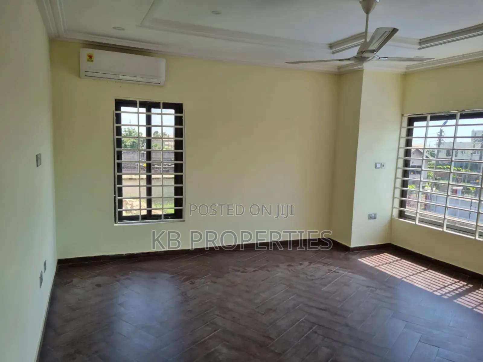 4bdrm Duplex in Kb Properties, Community 25 for rent