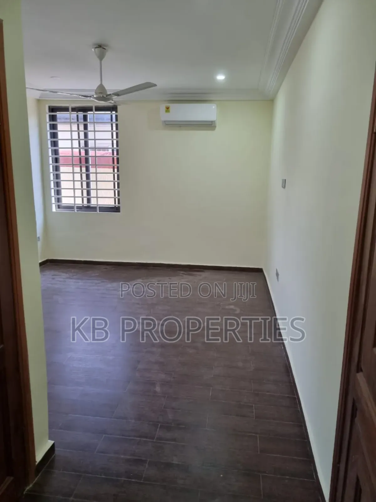 4bdrm Duplex in Kb Properties, Community 25 for rent