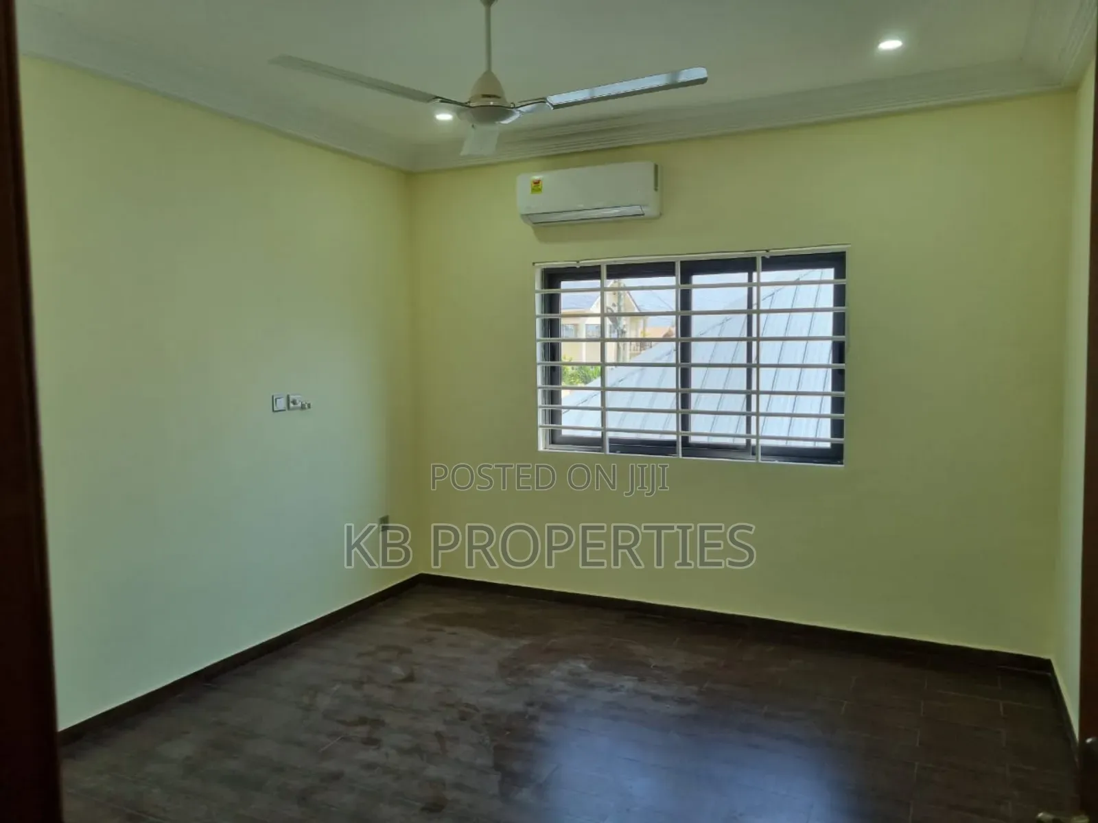 4bdrm Duplex in Kb Properties, Community 25 for rent