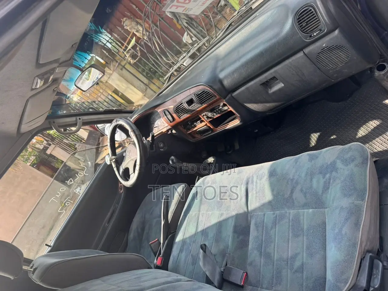 Hyundai H-100 2004 Blue